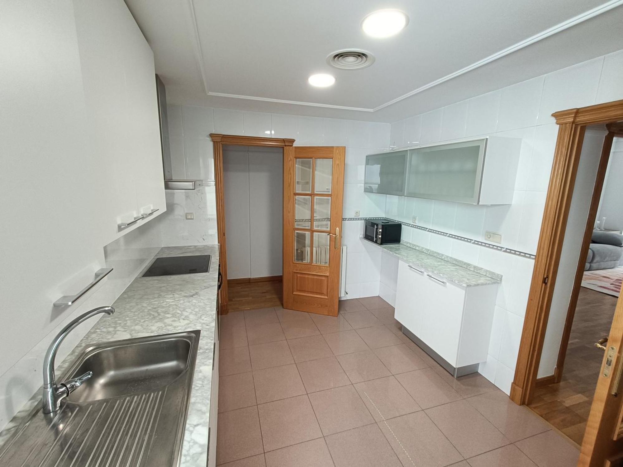 Piso En Pleno Centro De Albacete Con Garaje公寓 外观 照片