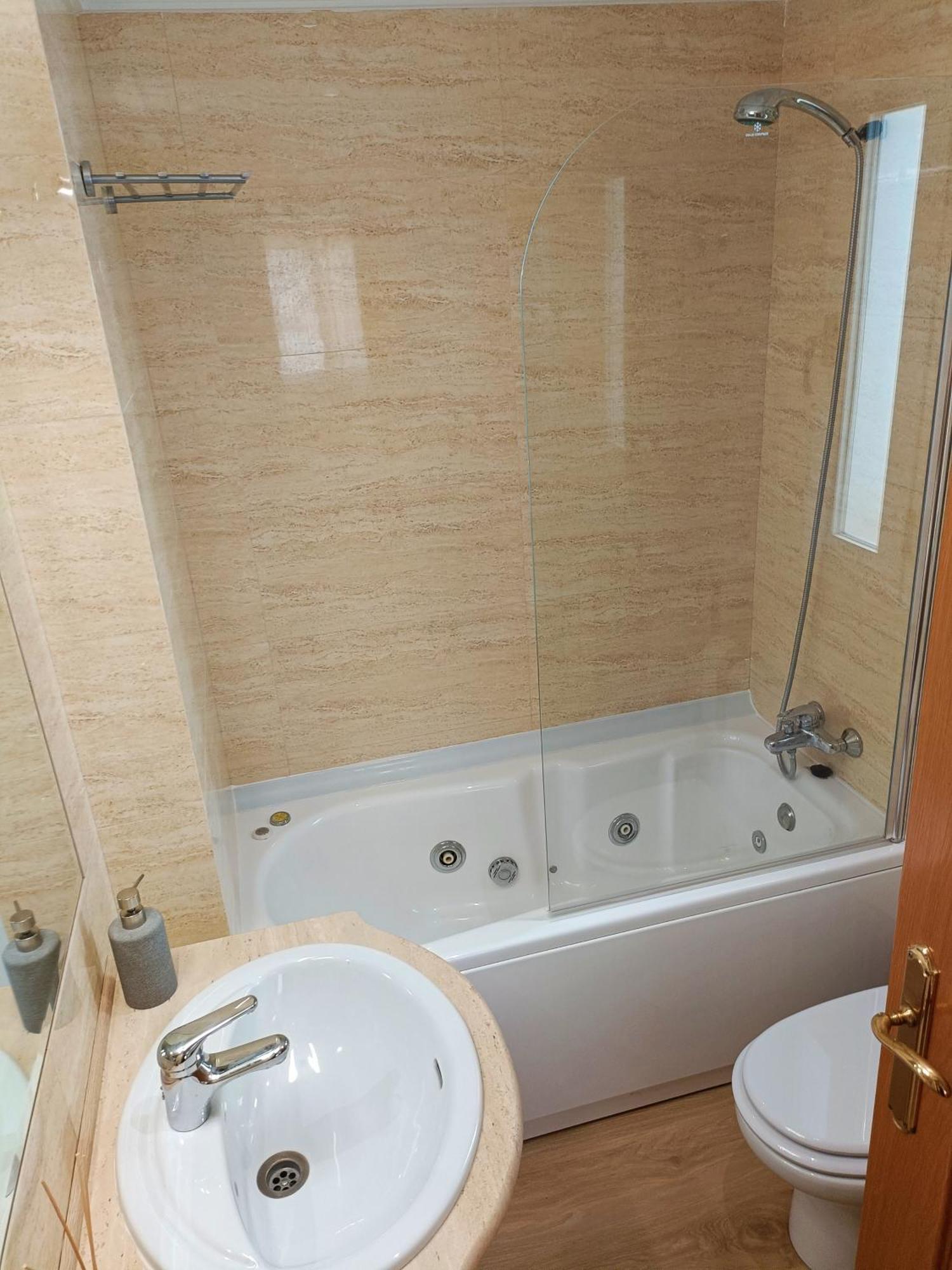 Piso En Pleno Centro De Albacete Con Garaje公寓 外观 照片